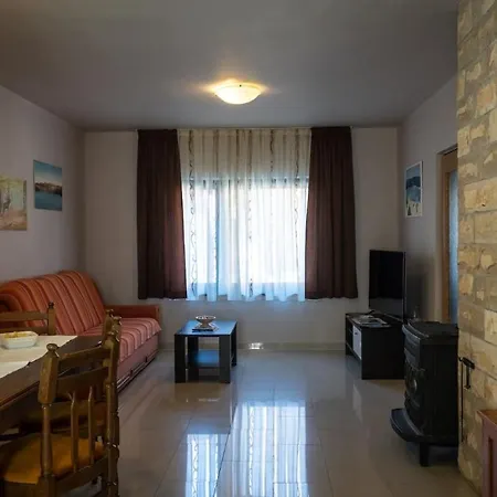 Guest house Kremzar