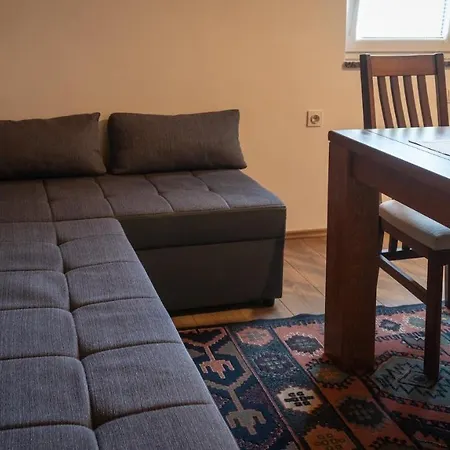 Casa de hóspedes Kremzar 3*